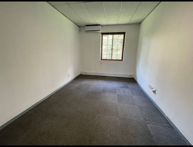 331M² OFFICE TO LET IN PARKTOWN